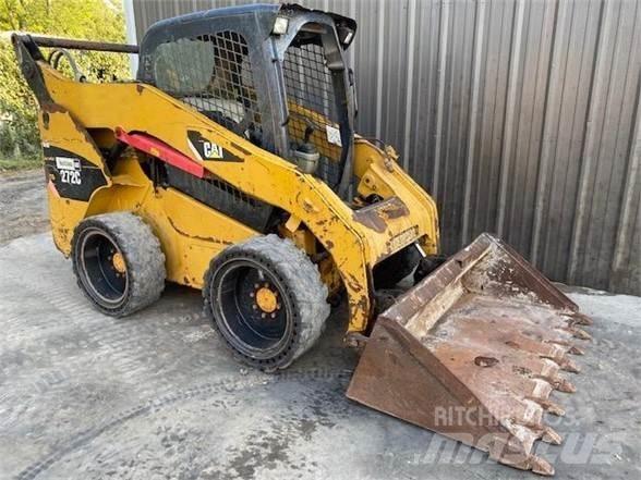 CAT 272C Kompaktlastare
