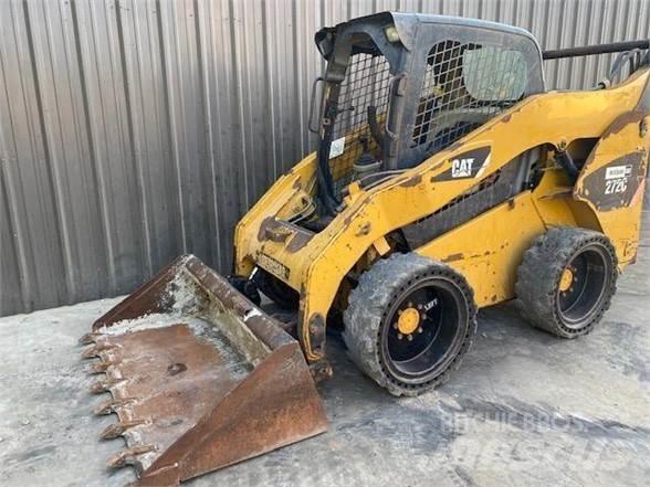 CAT 272C Kompaktlastare