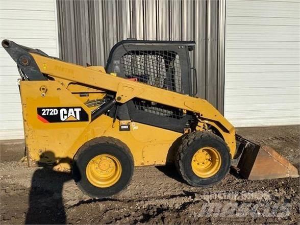 CAT 272D Kompaktlastare