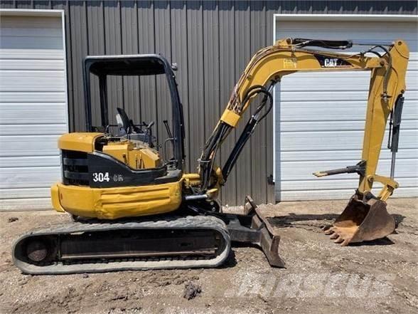 CAT 304CR Minigrävare < 7t