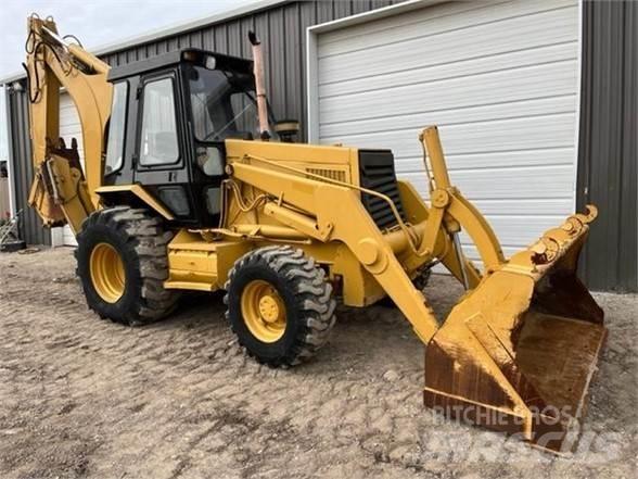 CAT 446B Grävlastare