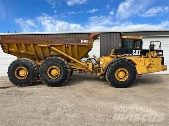 CAT D400E Midjestyrd dumper