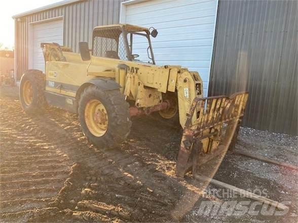 CAT TH63 Teleskoplastare