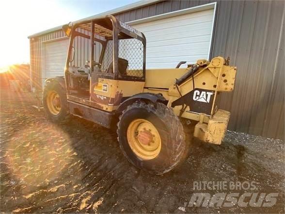 CAT TH63 Teleskoplastare