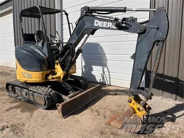 John Deere 27D Minigrävare < 7t