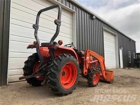 Kubota L3200 Traktorer