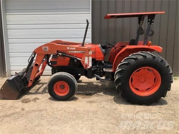Kubota M9000 Traktorer