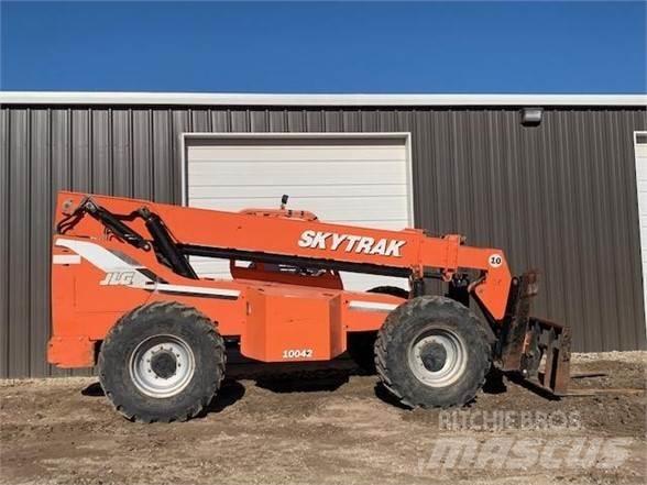 SkyTrak 10042 Teleskoplastare