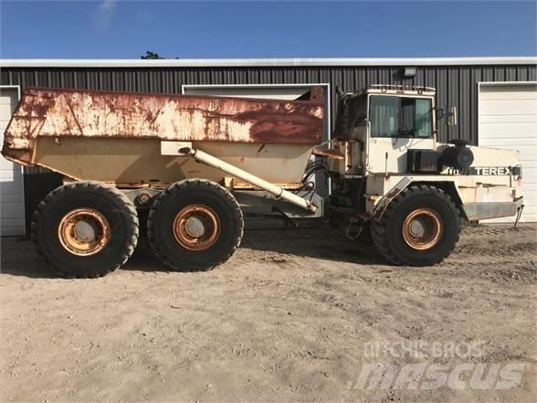 Terex TA27 Midjestyrd dumper
