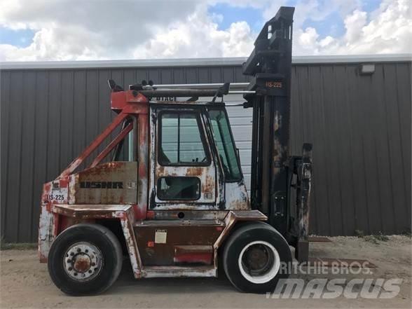 USNR US225 Dieselmotviktstruckar