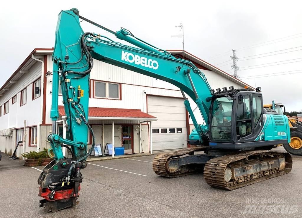 Kobelco SK210LC-10 Bandgrävare