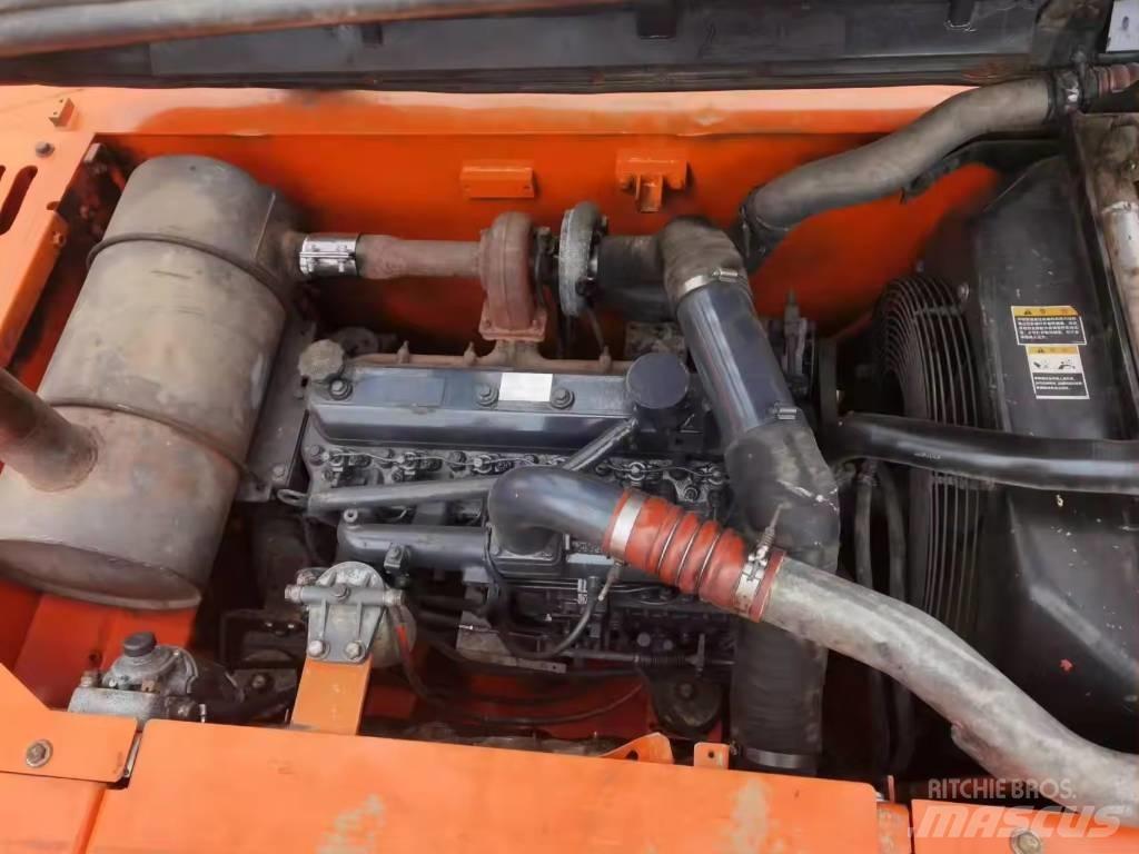 Doosan DX 225 LC Bandgrävare