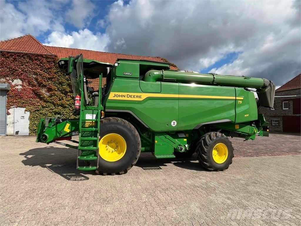 John Deere T5 600 Skördetröskor