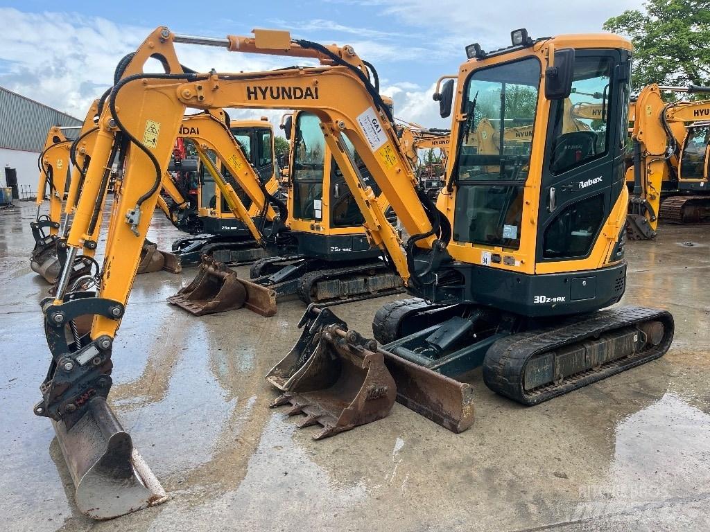 Hyundai R30 Z-9AK Minigrävare < 7t