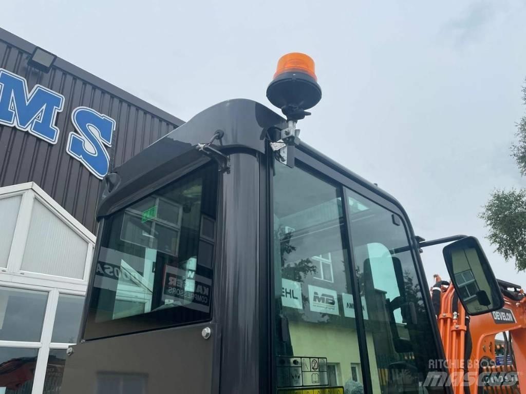 Develon DX 35 Z-7 Minigrävare < 7t