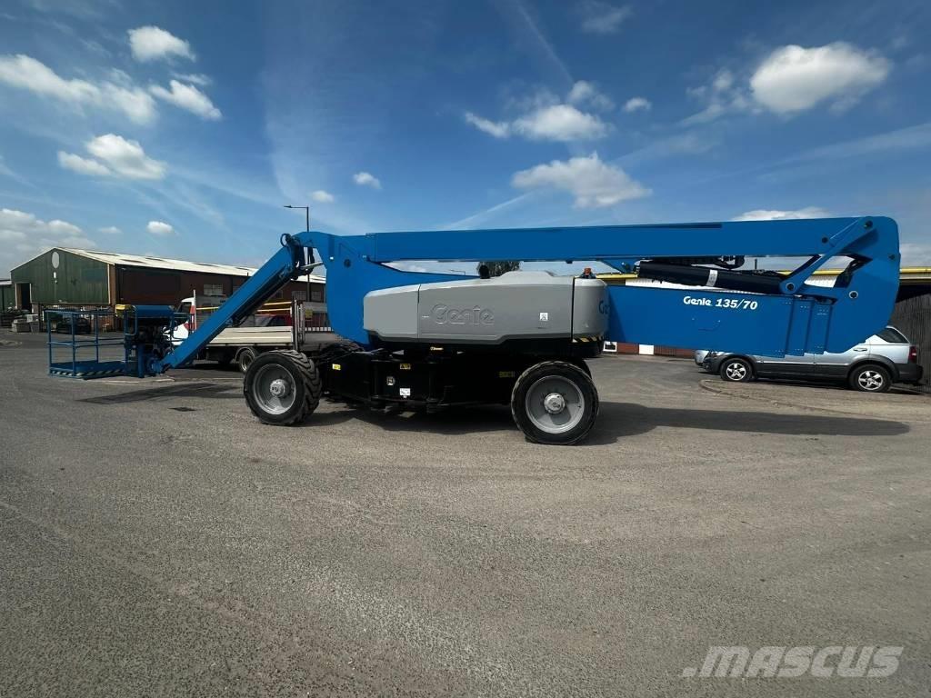 Genie ZX 135/70 Bomliftar