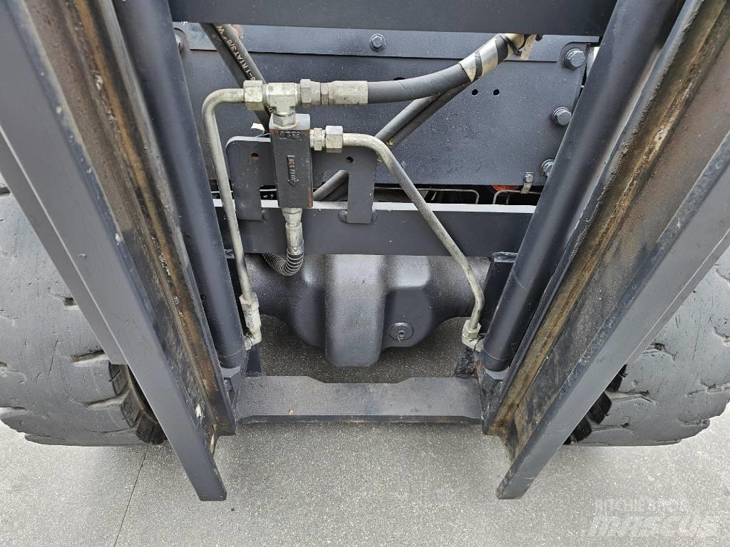 Doosan D 30 G Dieselmotviktstruckar