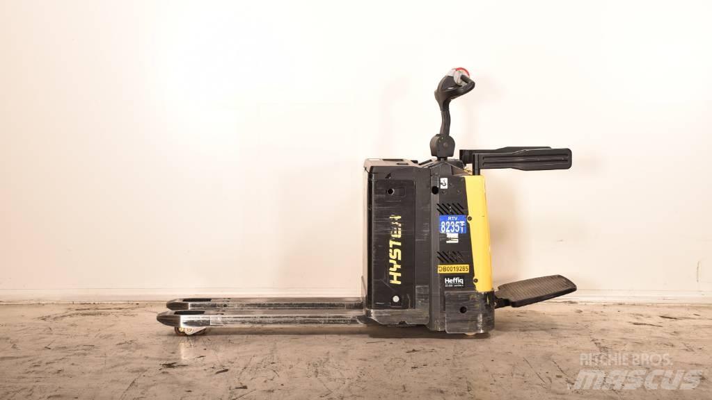 Hyster P 2.0 S Låglyftare med plattform