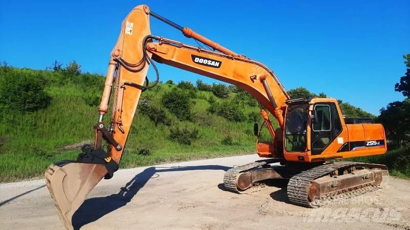 Daewoo S255 LC Bandgrävare