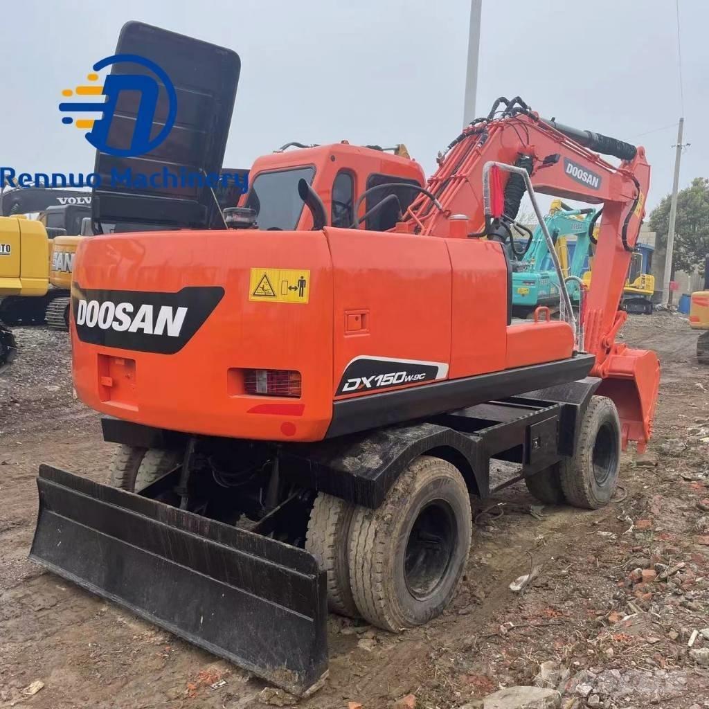 Doosan DX150W-7 Hjulgrävare