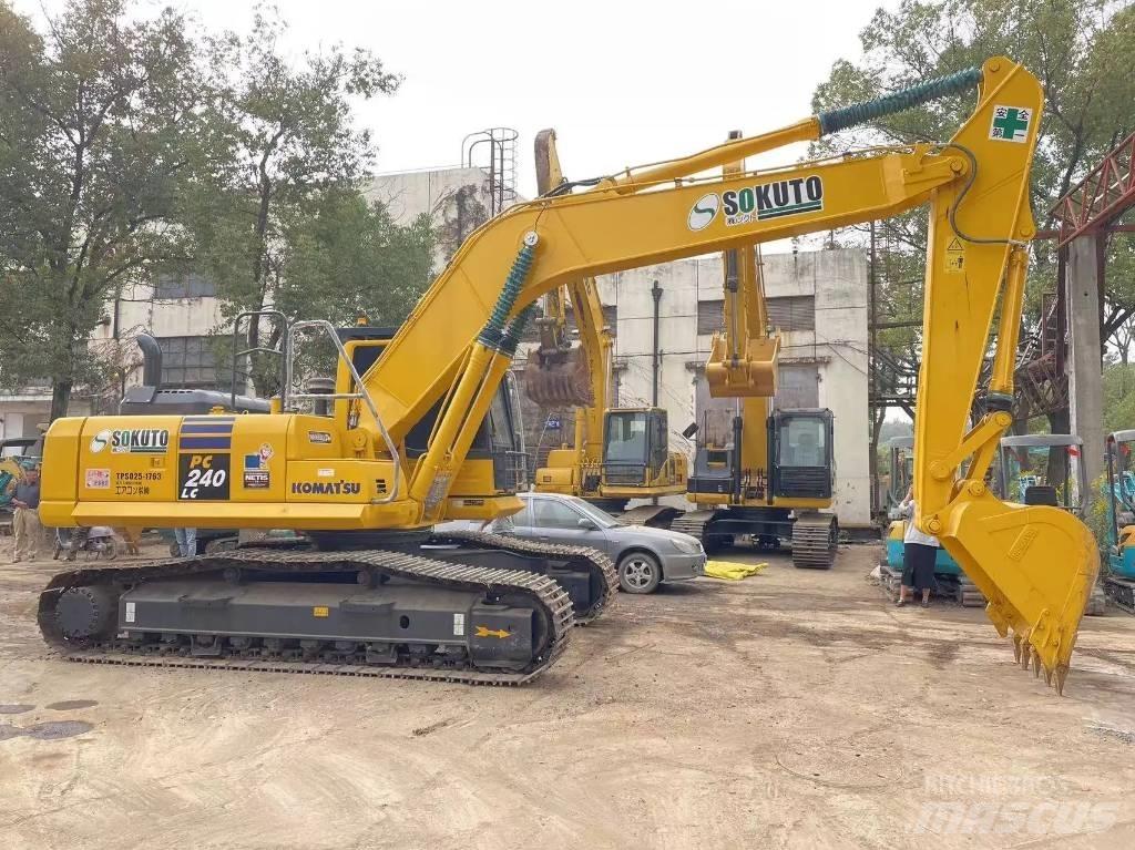Komatsu PC240-8 Bandgrävare