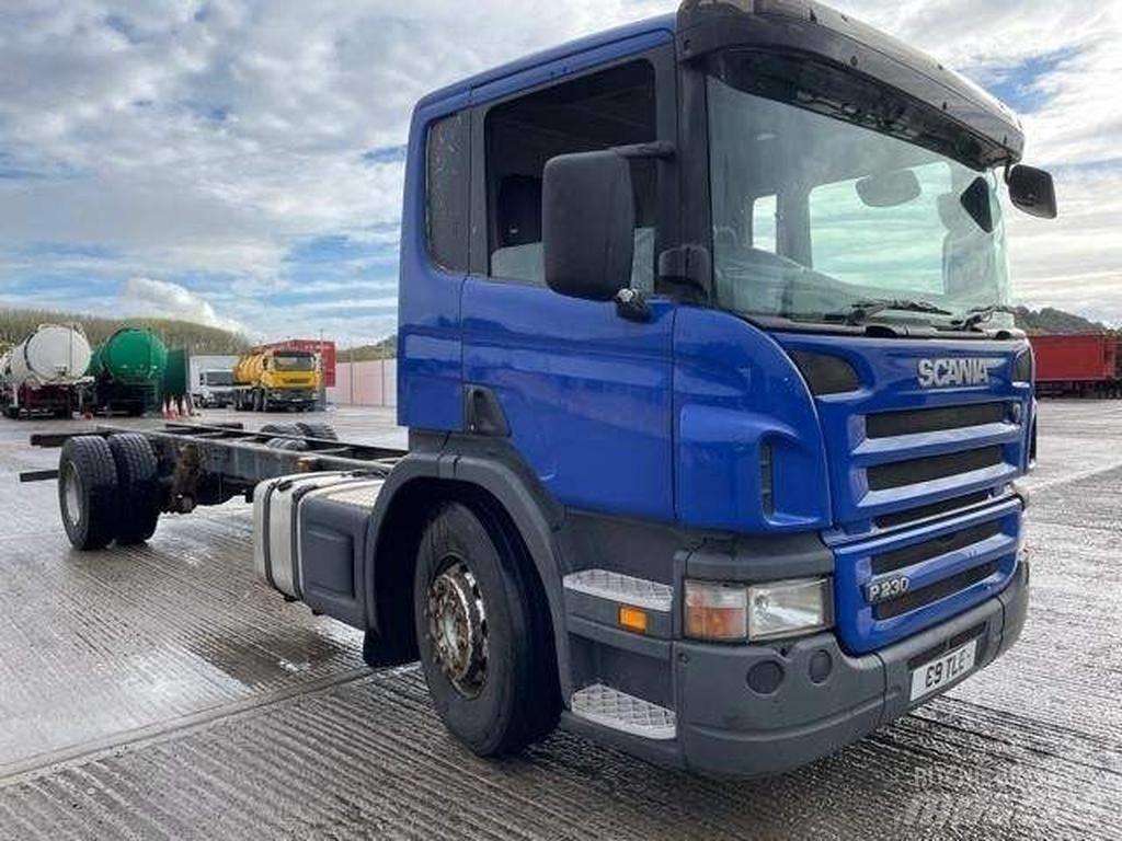 Scania P 230 Chassier