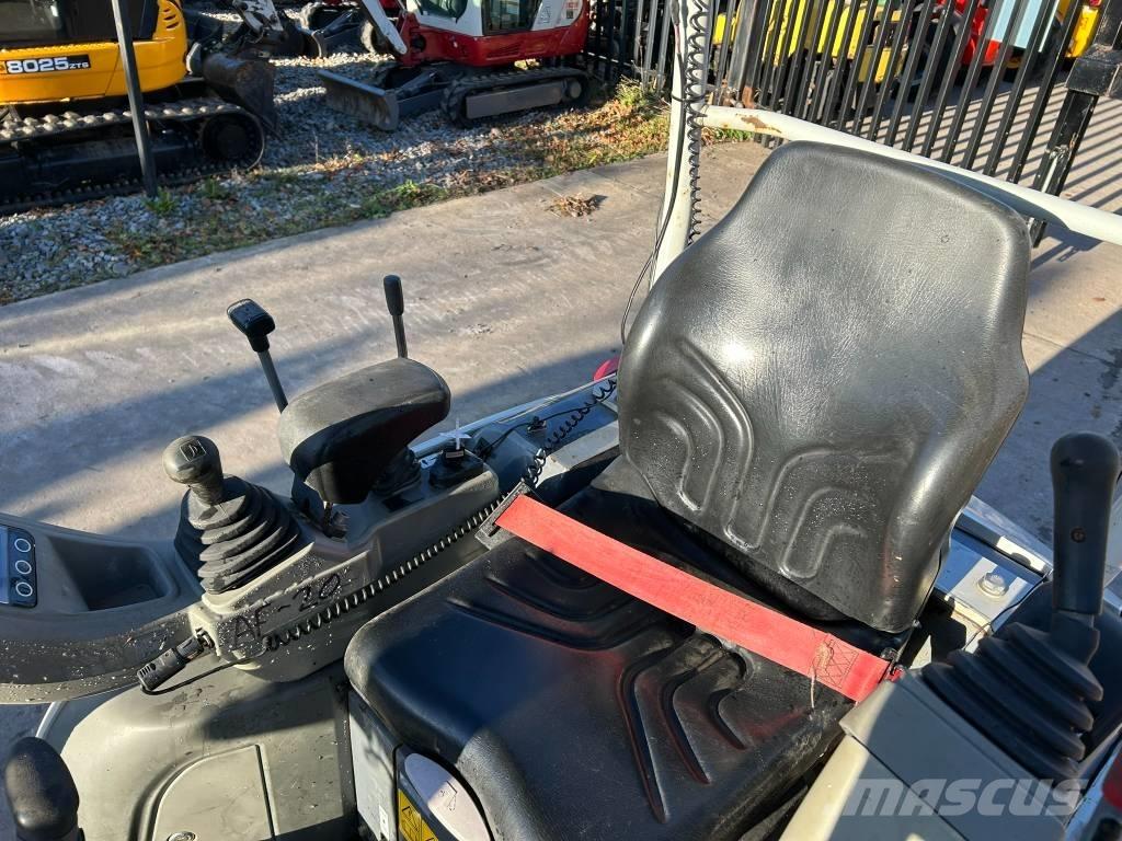 Takeuchi TB 216 Minigrävare < 7t