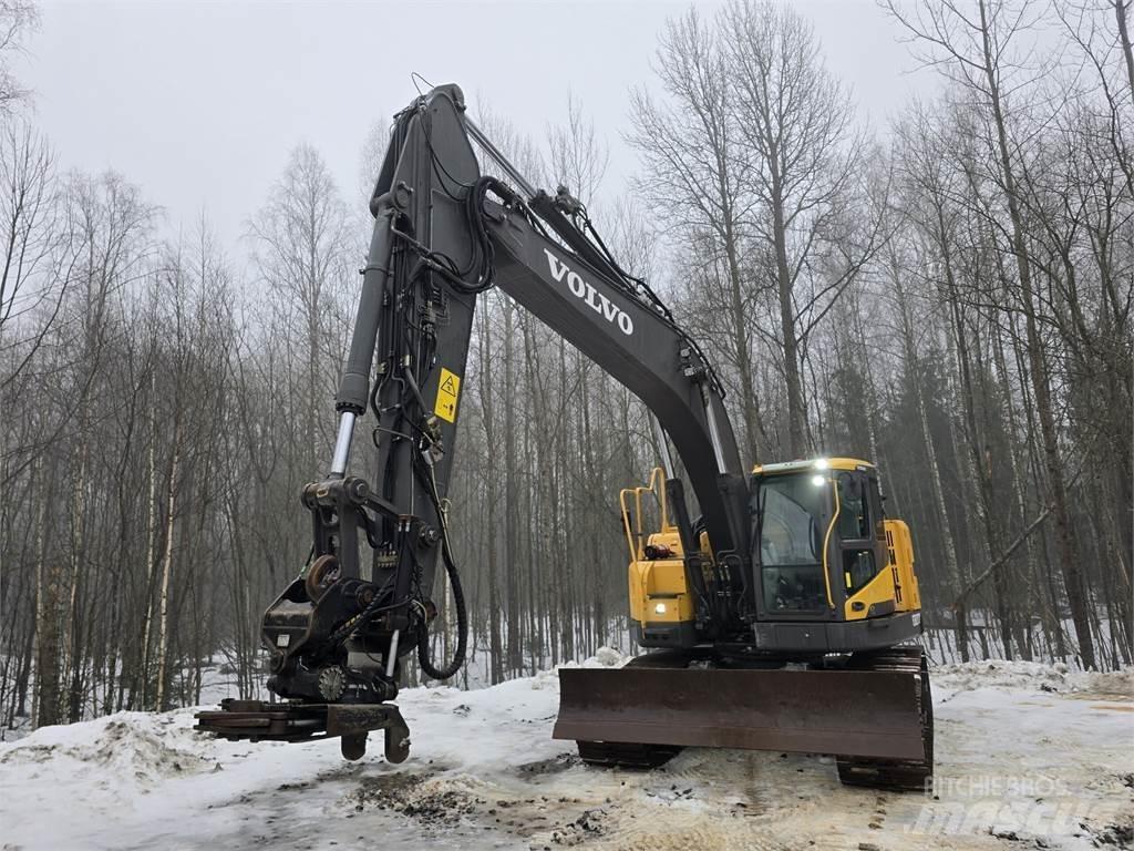 Volvo ECR235DL Bandgrävare