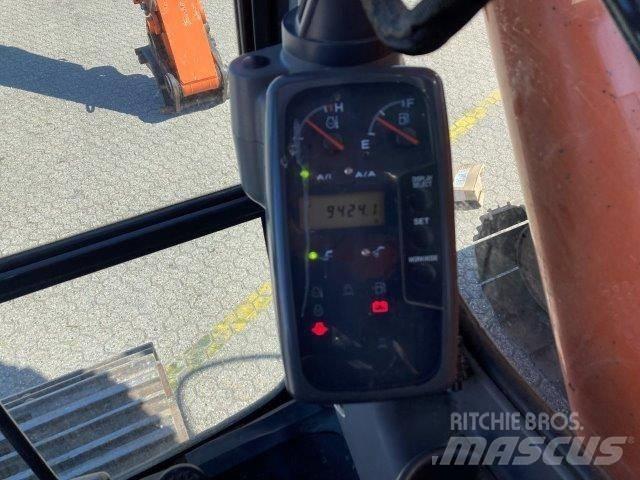Hitachi ZX225USRLC Bandgrävare