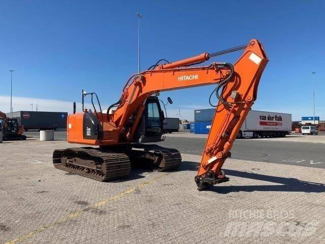 Hitachi ZX225USRLC Bandgrävare
