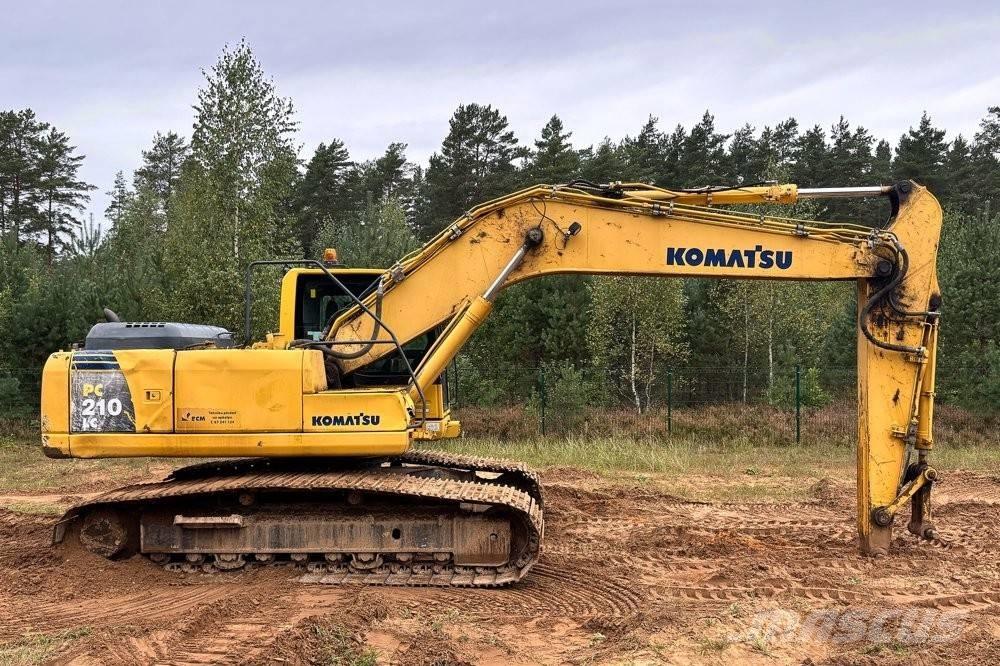 Komatsu PC 210 LC Bandgrävare