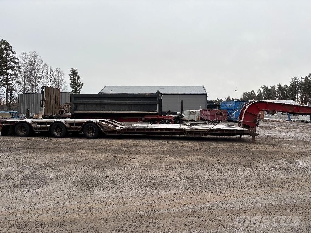 Hafo H423 PNK SSEOS Låg lastande semi trailer