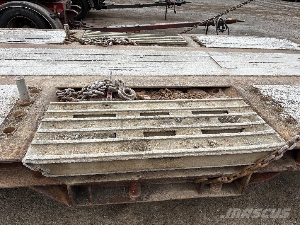 Hafo H423 PNK SSEOS Låg lastande semi trailer