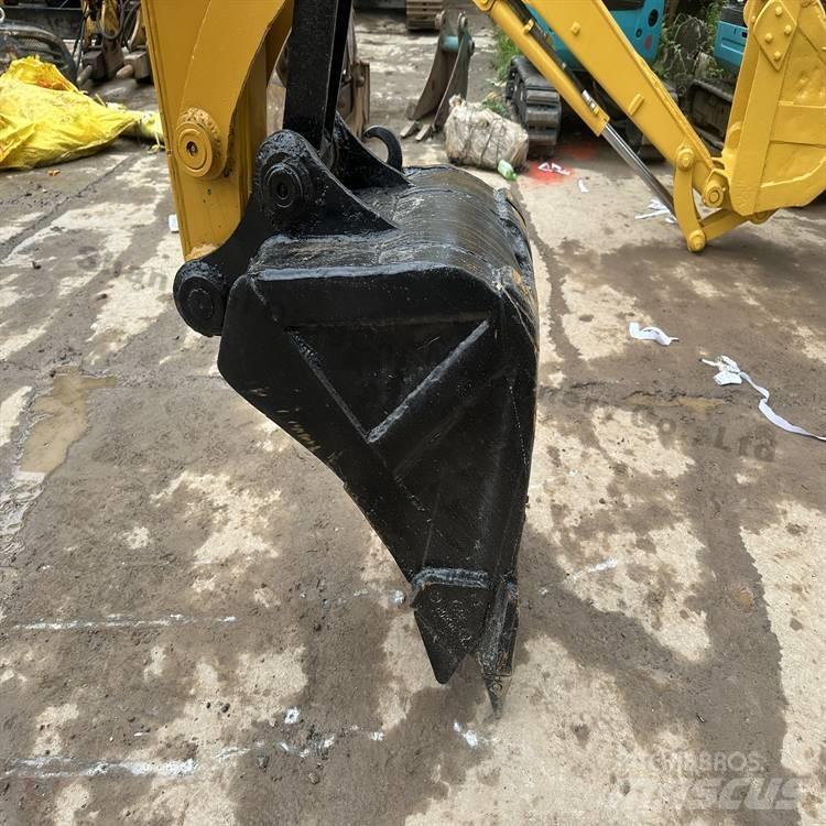 CAT 303.5 E Minigrävare < 7t