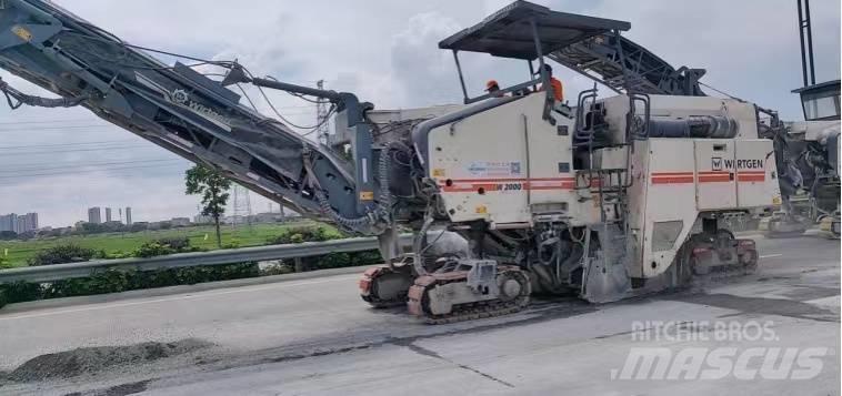 Wirtgen W2000 Asfaltskallfräsmaskiner