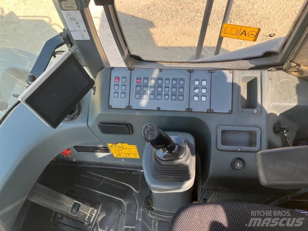 Liebherr L 566 Hjullastare