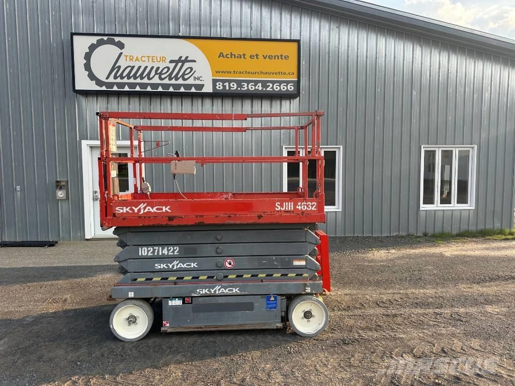 SkyJack SJ 4632 Saxliftar