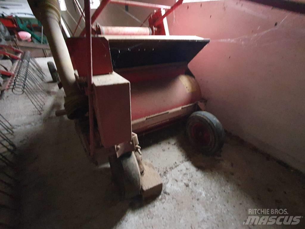 FH113  Grønthøster Fälthackar