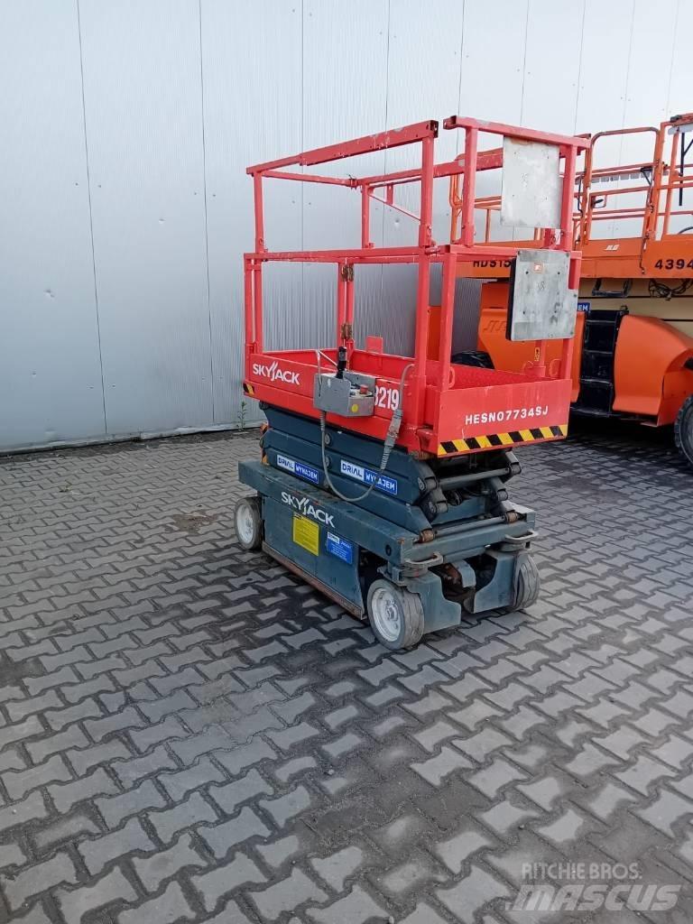 SkyJack 3219 Saxliftar