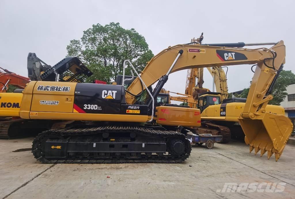 CAT 330 D Bandgrävare