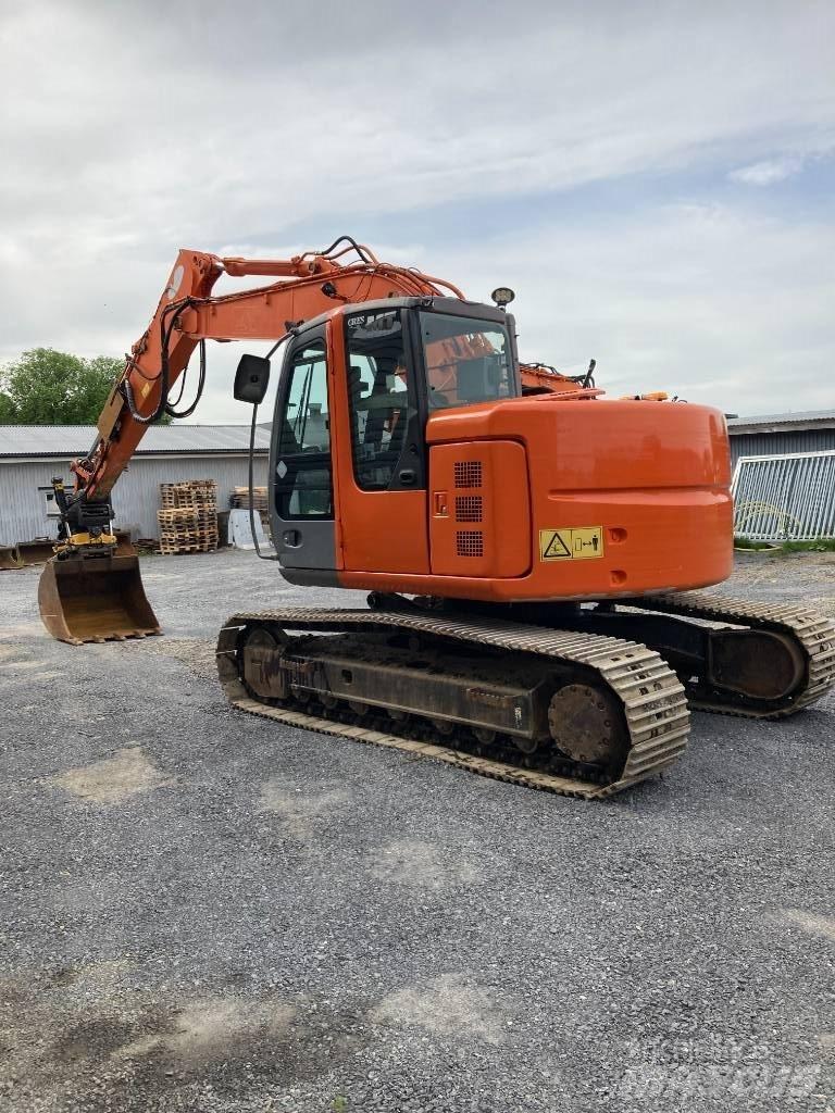 Hitachi ZX 135 Bandgrävare