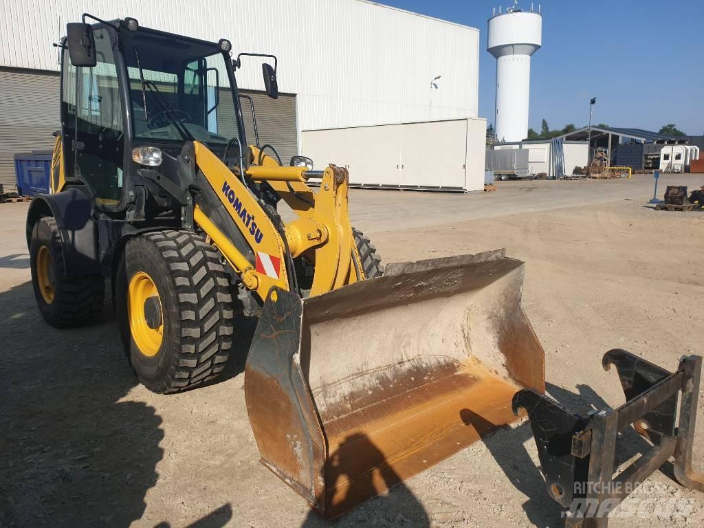 Komatsu WA80M-8E0 Hjullastare