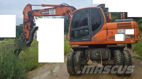 Doosan DX 140 W Hjulgrävare