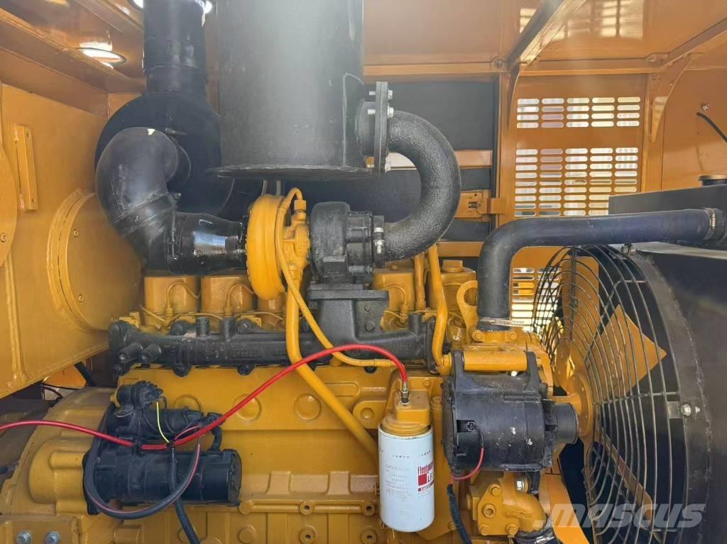 CAT 140 H Väghyvlar