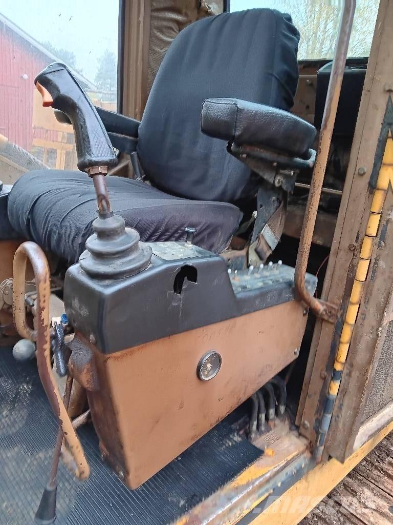 CAT 219 LC Bandgrävare
