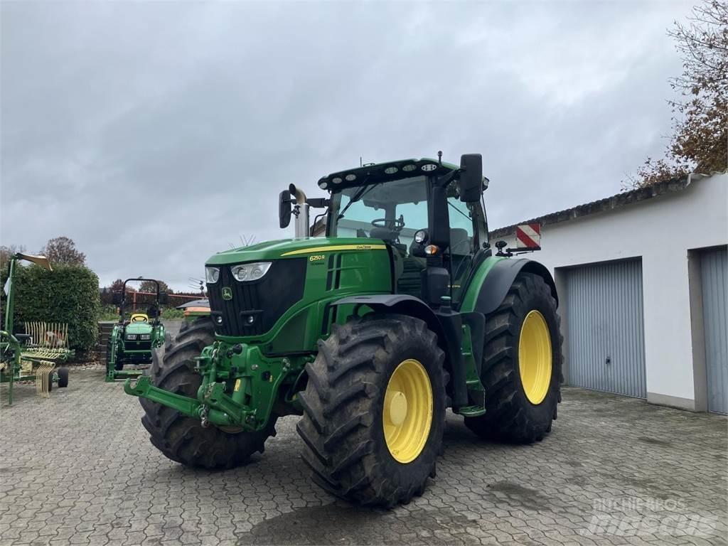 John Deere 6250R Traktorer