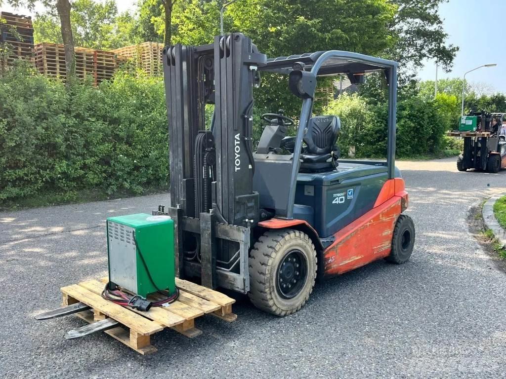 Toyota 8FBMT40 Elmotviktstruckar