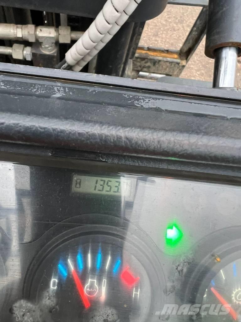 Doosan D 25 GP Dieselmotviktstruckar