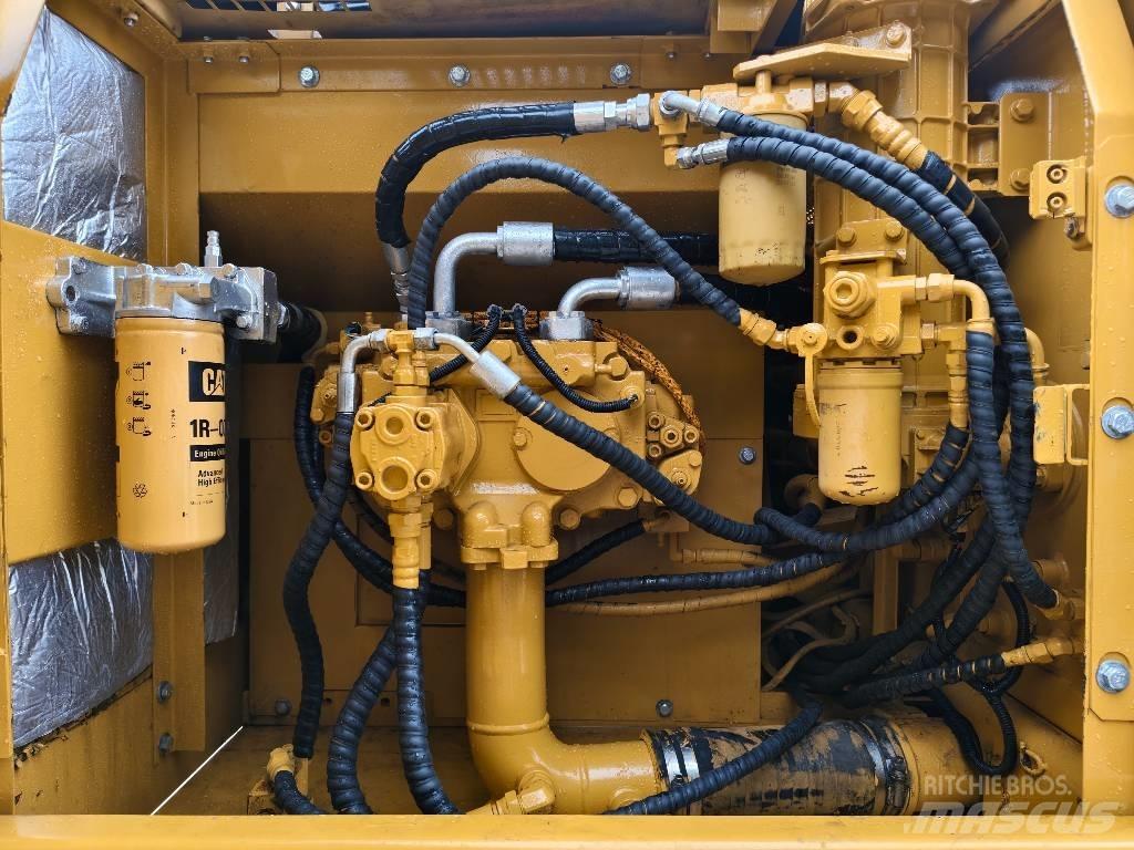 CAT 325 C Bandgrävare