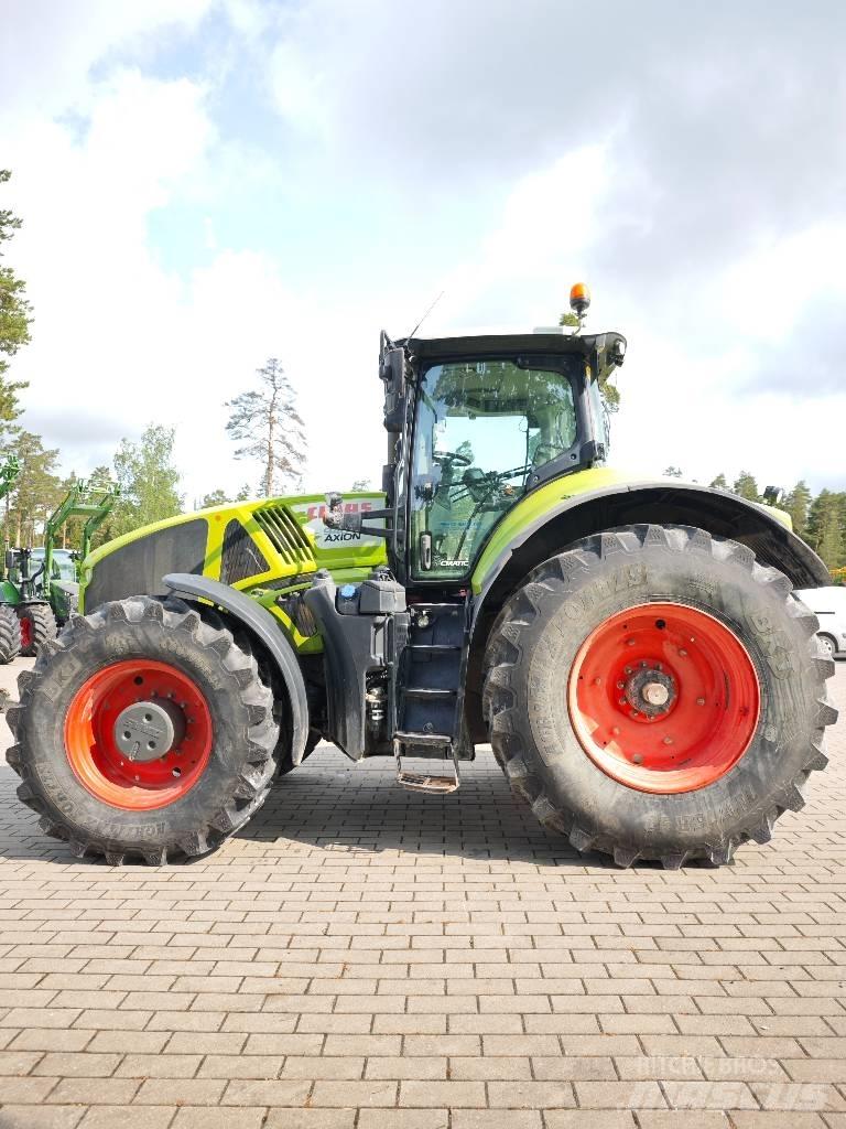 CLAAS Axion 940 Traktorer